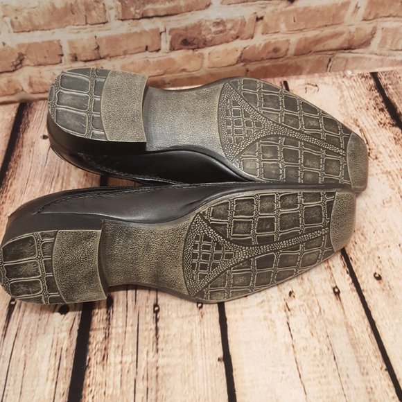 Steve Madden BIGG Size 8.5 Like New - Picture 8 of 9